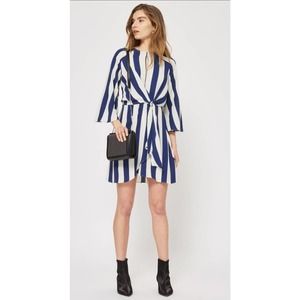 Top Shop Humbug Striped Knot‎ Front Shift Dress in Navy/Ivory Size 12